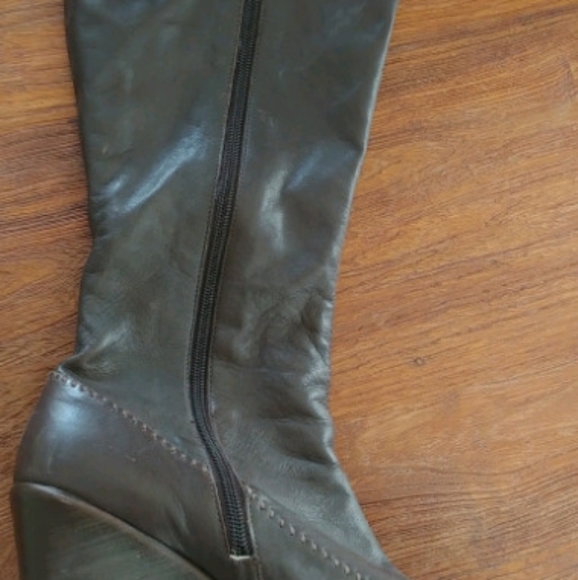 AEROSOLES Boots Size 10 - Picture 3 of 8